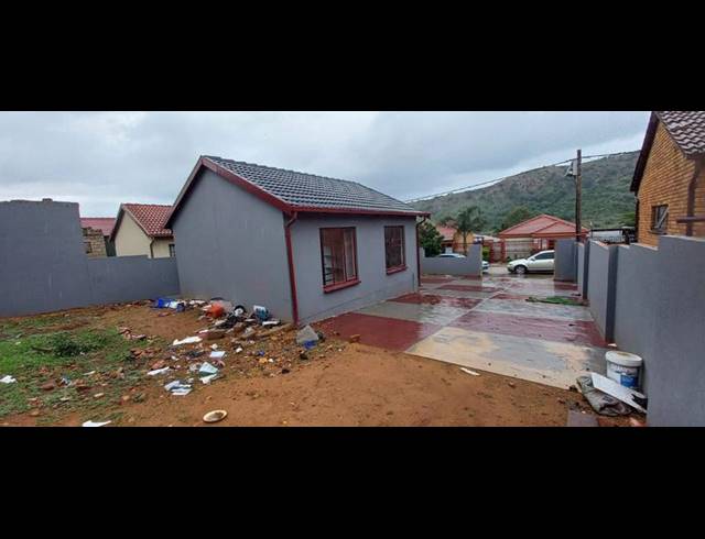 2 BEDROOM HOUSE FOR SALE IN MAMELODI EAST